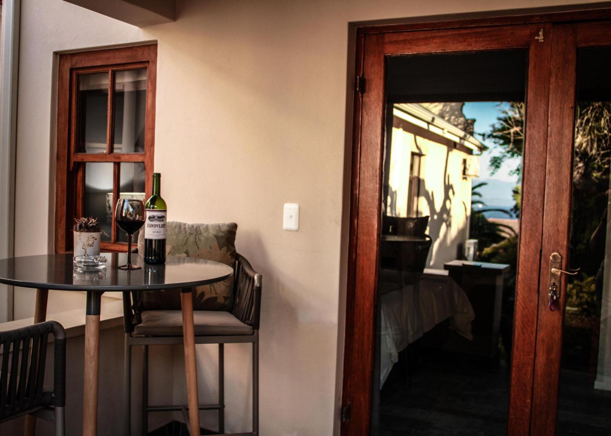 Apartment C-vu-cottage Cosy And Warm Private Mossel Bay