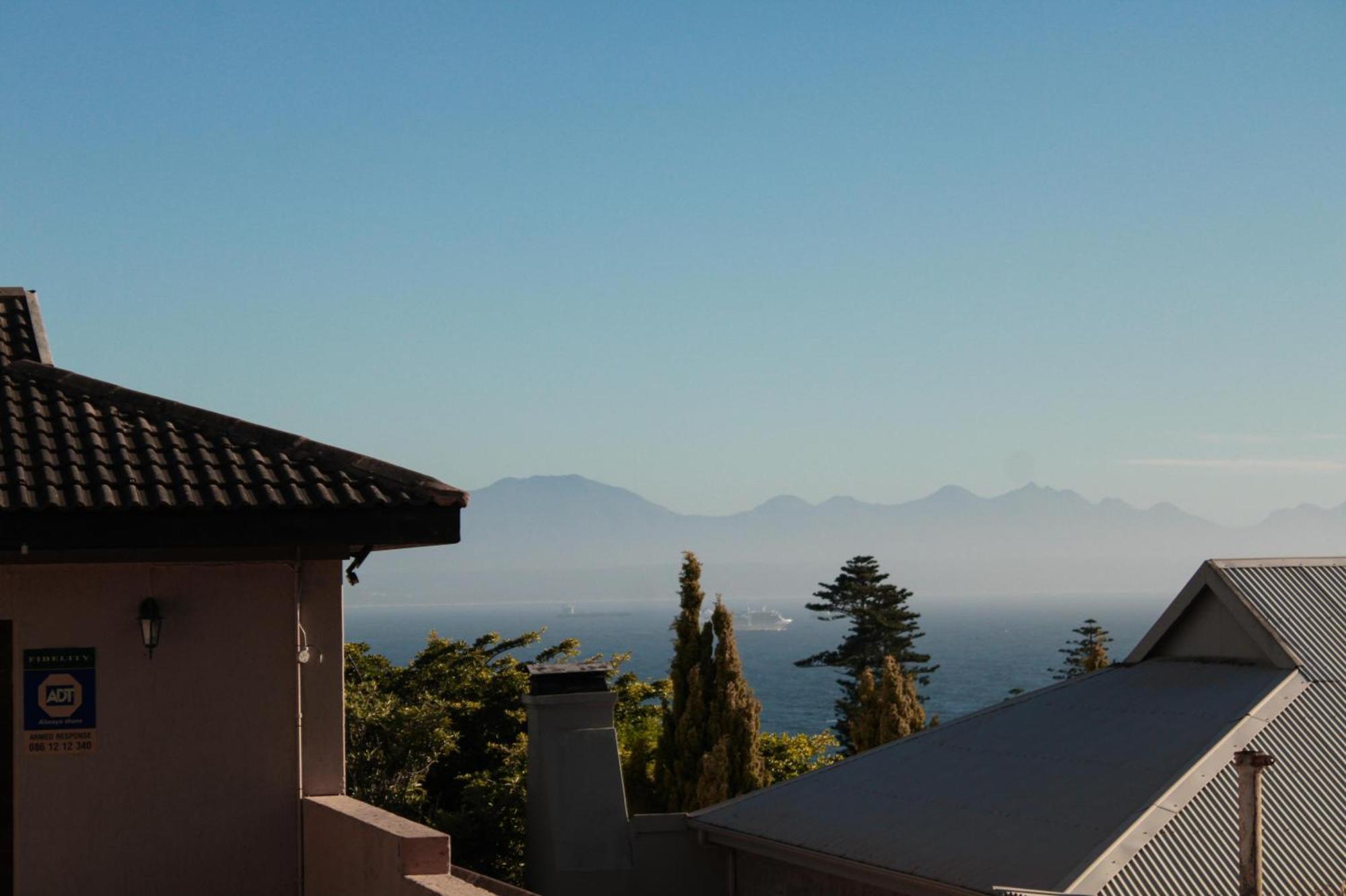 C-vu-cottage Cosy And Warm Private Mossel Bay
